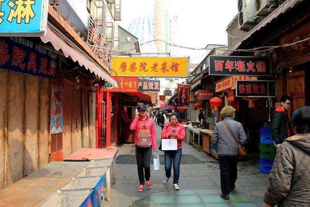 南柳小吃街深度探秘，巷弄美食瑰宝大放异彩