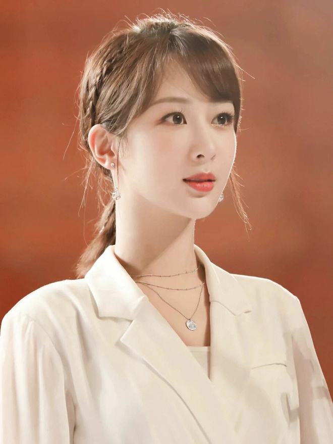 杨紫最新广告,自然美景之旅,寻找内心的平和宁静