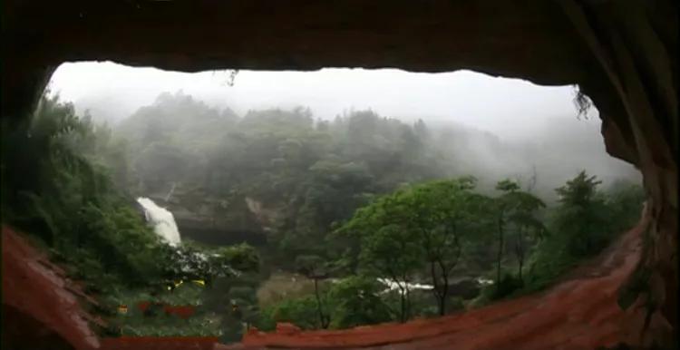 美国关税最新动态与旅行梦想，探寻自然美景的宁静之地
