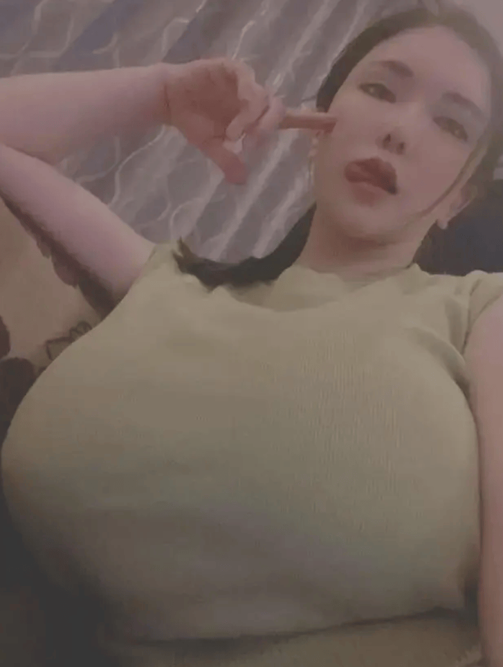 冲田杏梨最新动态揭秘，影视界璀璨新星探索之旅