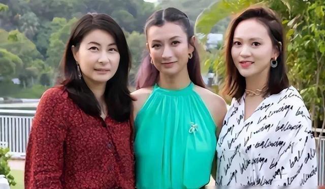 Facebook最新版学习变化，自信成就梦想之路