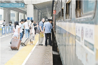 郑州铁路局最新动态报道